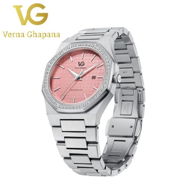 ⁦Women's watch encrusted with crystal⁩ - الصورة ⁦2⁩